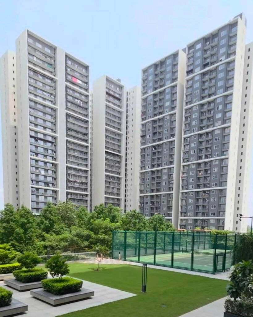 Godrej Woods, Sector 43, Noida